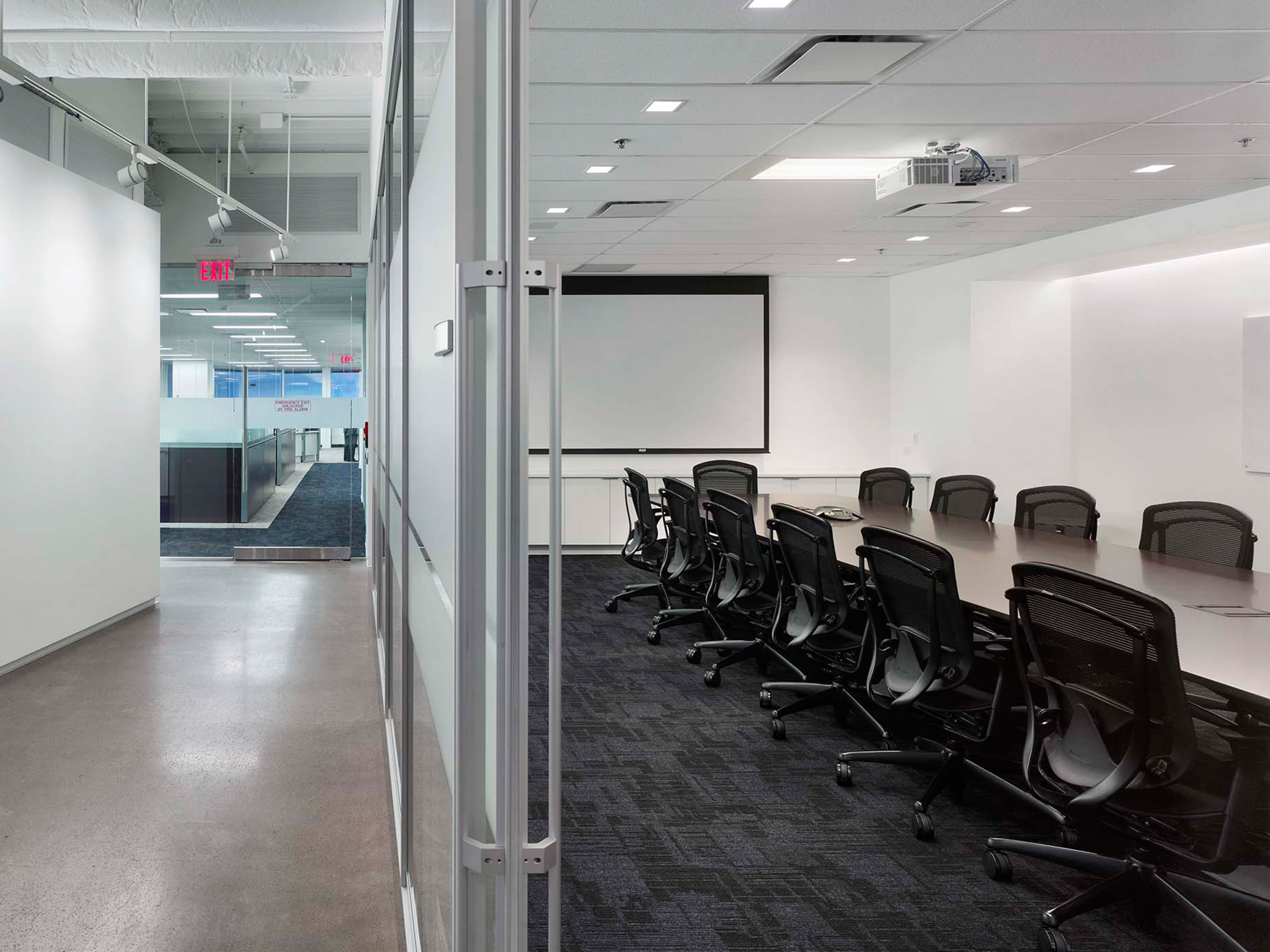 Bank_of_Montreal_yonge_st_2