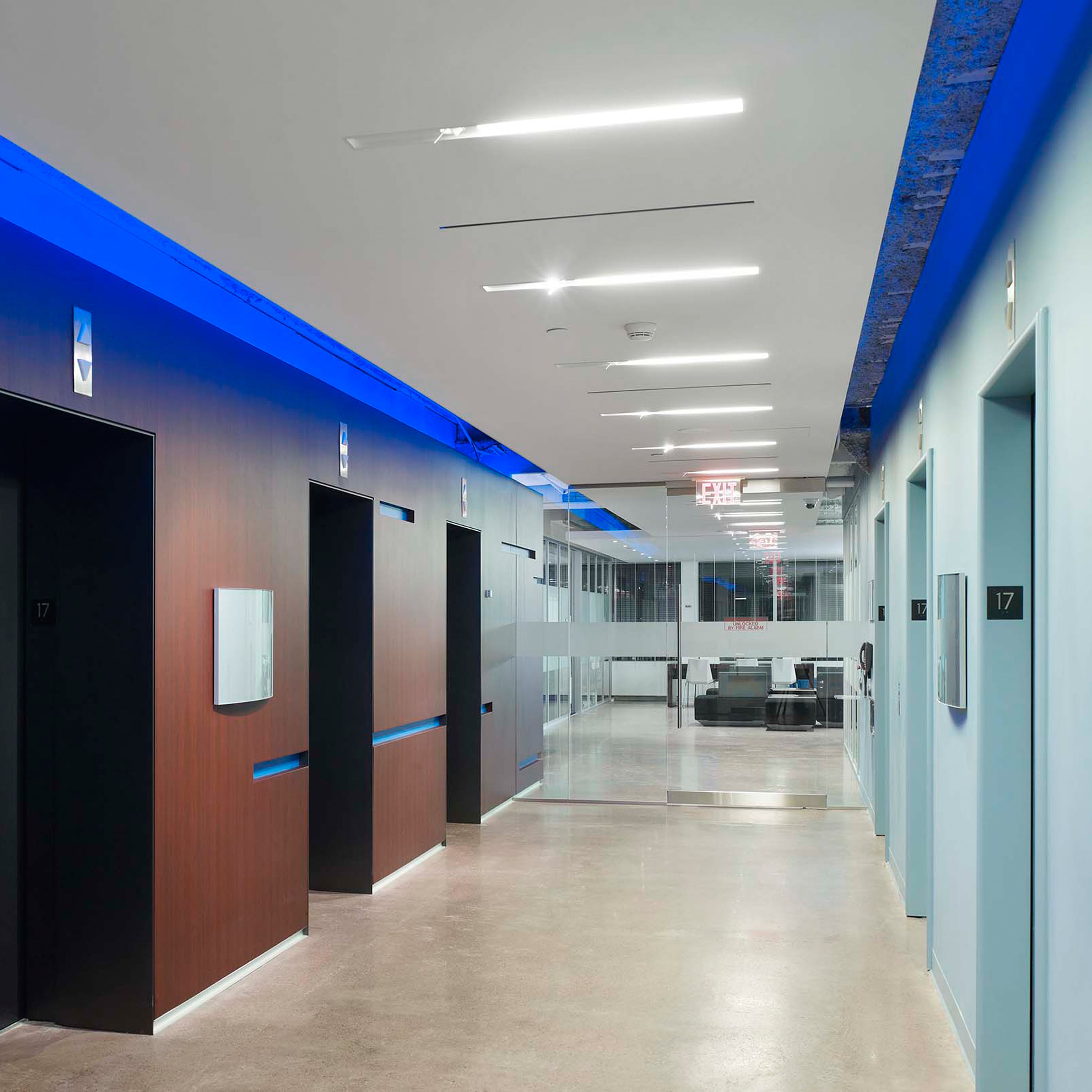 Bank_of_Montreal_yonge_st_6